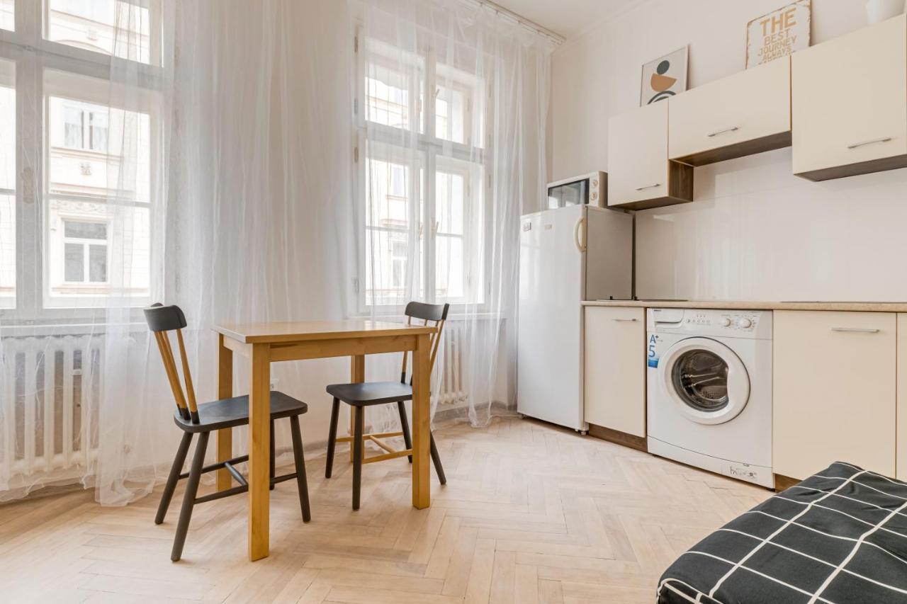 Nejedleho Apartment *